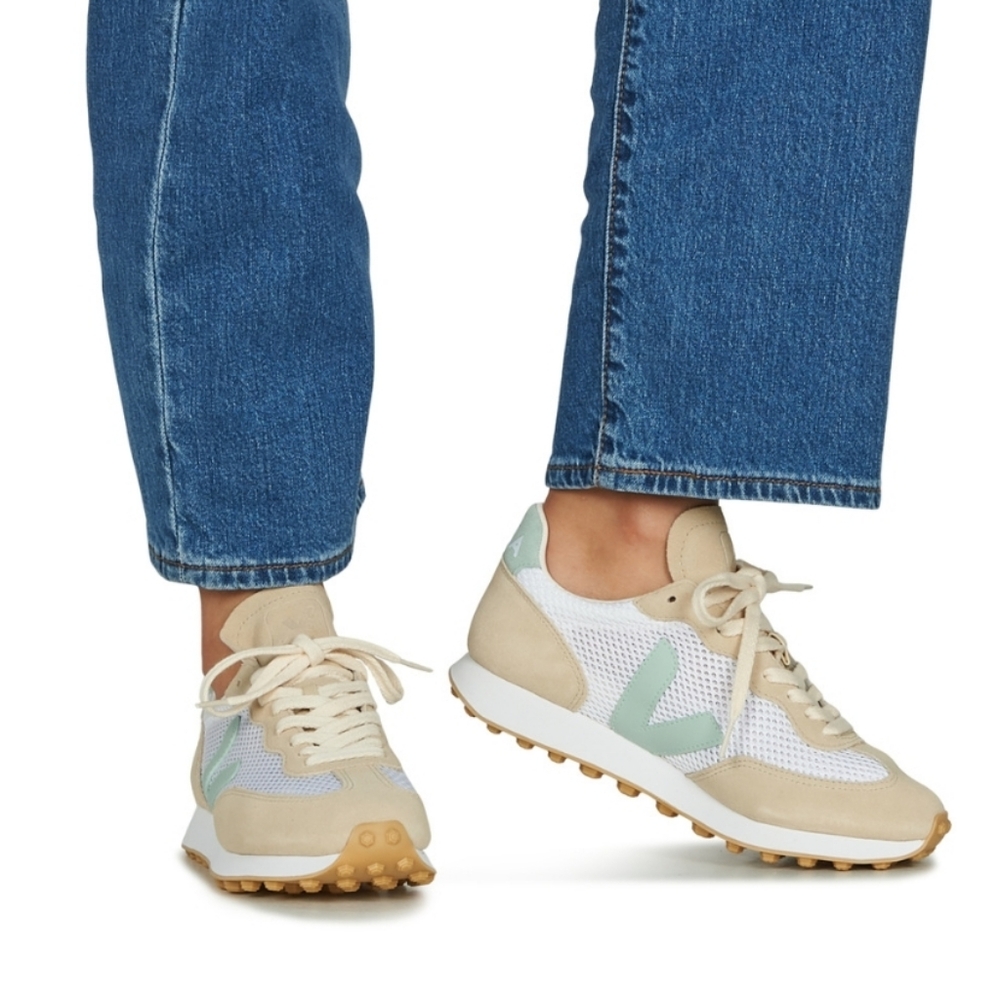 Veja Rio Branco White and‎ Cream Sneakers
